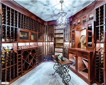 陜西實木酒窖訂制商為您展示專業酒窖設計