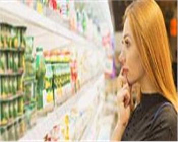 為什么睡前玩手機會失眠？